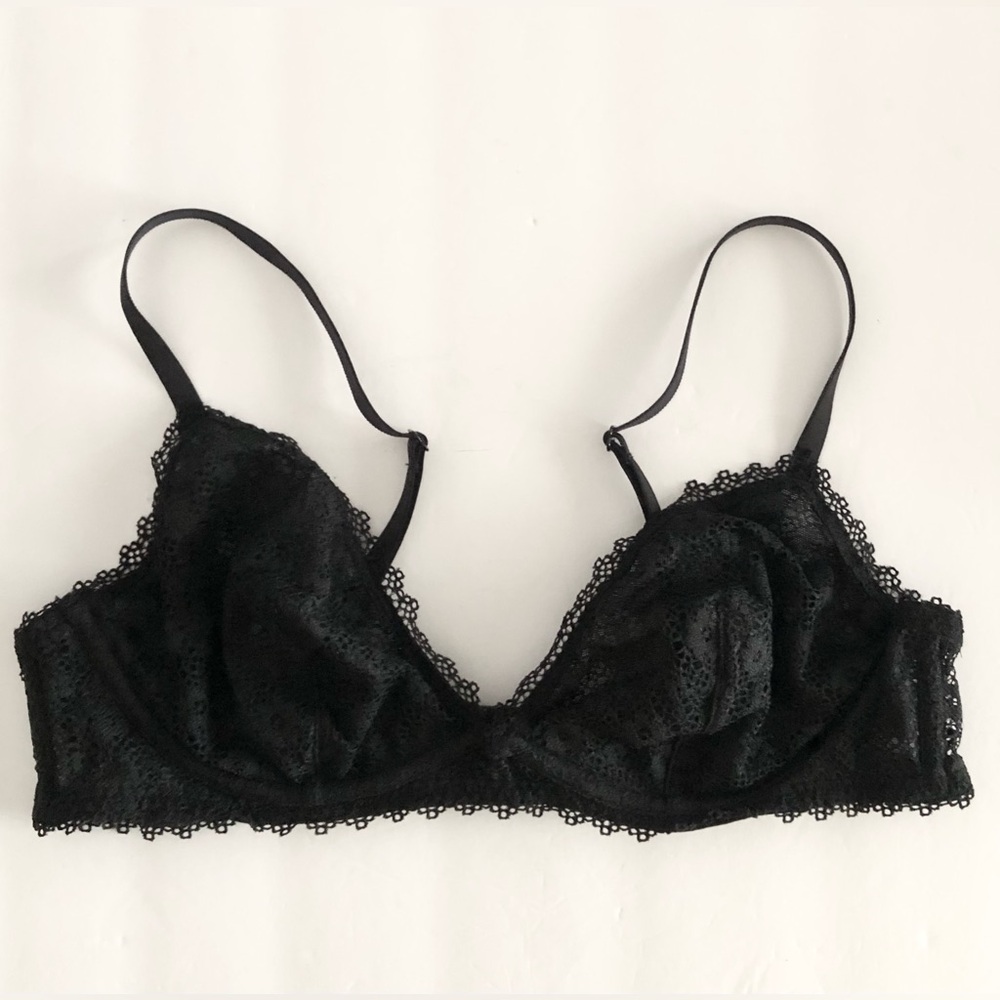 VS Lace Bralette Large